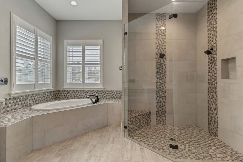 Stylish Tile Shower Design